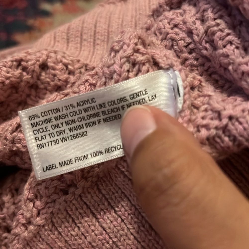 Universal Thread Medium Pink Sweater - image 3